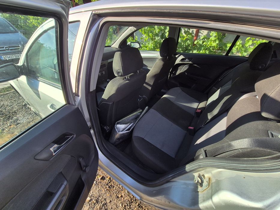 Opel astra H 2005