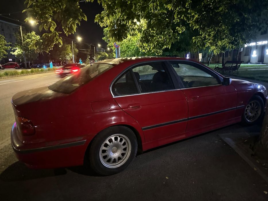 BMW 5 Series 1998 — imagine 4