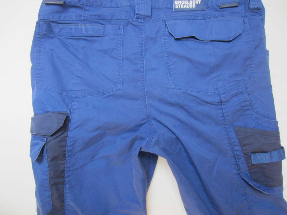 Pantalon lucru Engelbert Strauss, masura 58, material subtire ( 65%poliester+35%bumbac). Are usoare urme de folosire