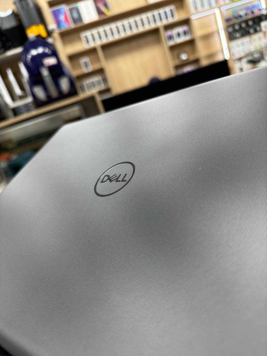 Dell Pro Essencial intel core 3-100U/8/512/15,6"