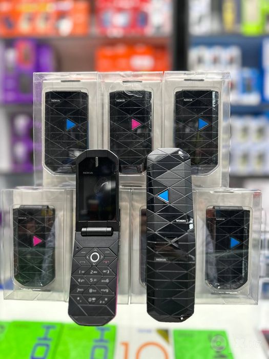 Абсалютно Новый Кнопочный телефон Nokia 7070 Prism, раскладушка