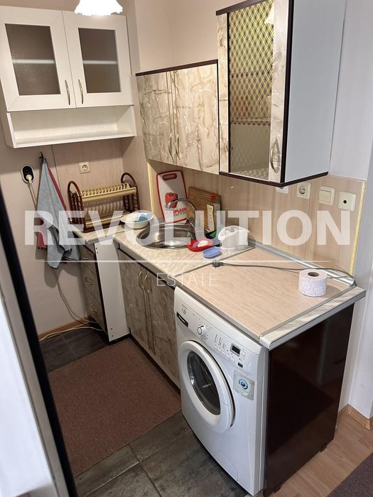 Дава се под наем Четиристаен апартамент в Варна, Колхозен пазар - 100 кв.м за 450 € - Снимка #2