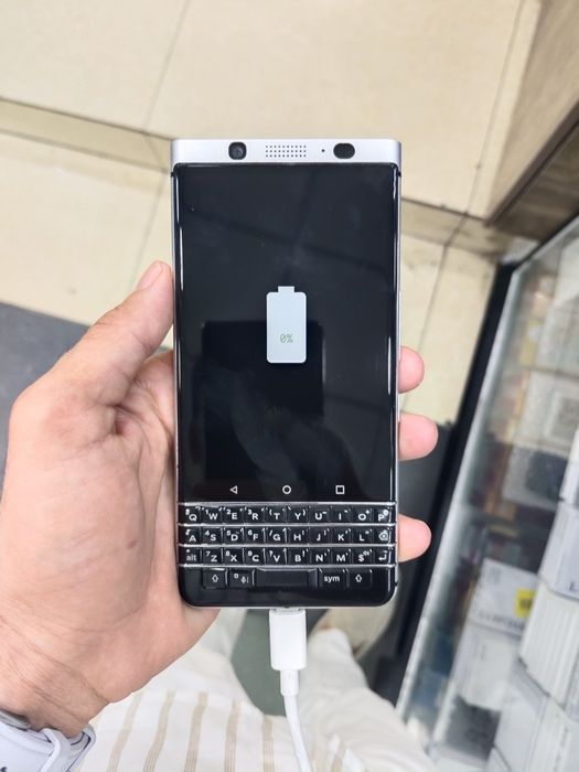 Blackberry KEYONE xotrasi 32gb rum karta