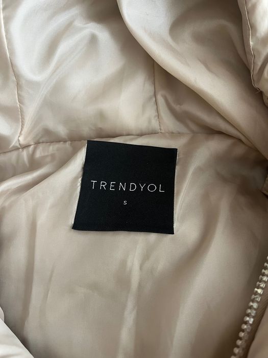 Женско зимно яке размер С