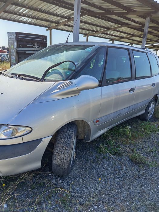 Рено Еспейс 2.0 бензин