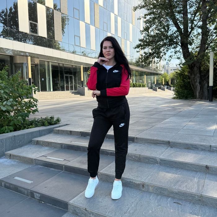 Trening rosu cu negru,unisex