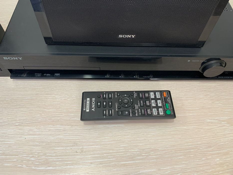 Домашний кинотеатр Sony DAV-TZ210