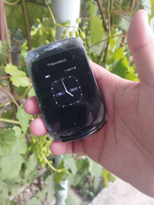 Blekberry 9670 cdma срочно продам
