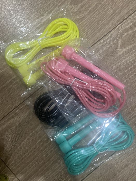 фиксатор руки и есть скакалка