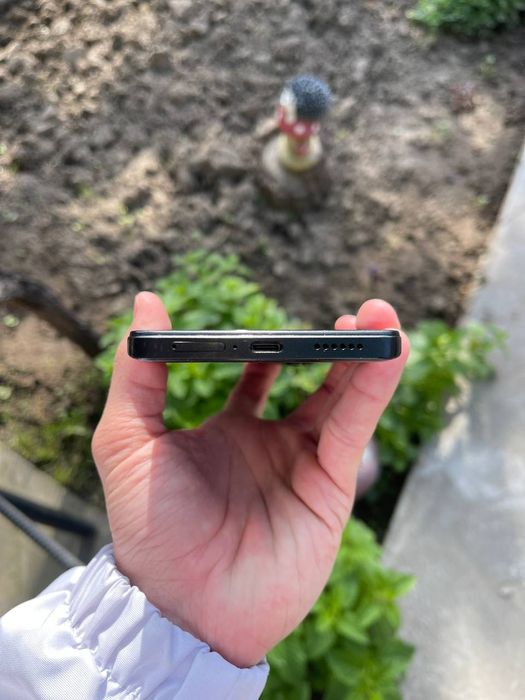 Продаётся Redmi Note 12 Pro + /5G