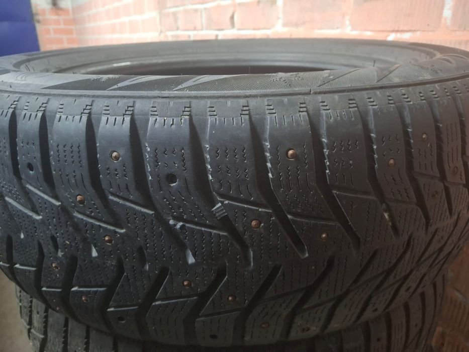 Зимние шины R18 шипы