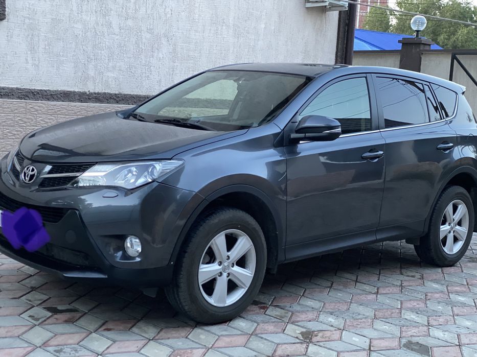 Продам автомобиль Tayota RAV 4