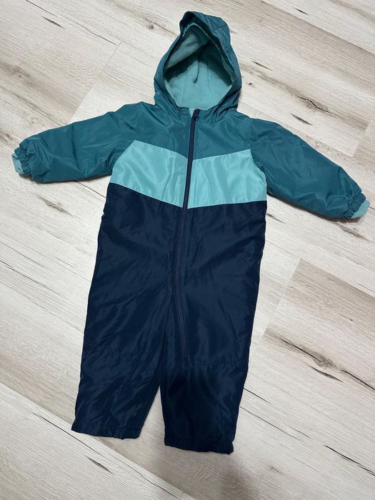 Lot haine marimea 92 + scutece