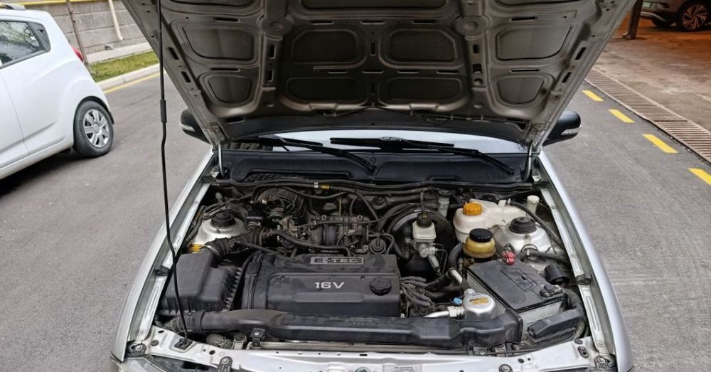 Нексия 2 Донс 1.6 сотилади супер кондиционер