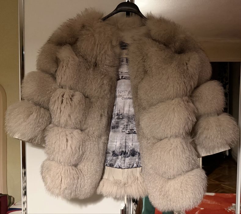 Haina de blana de vulpe