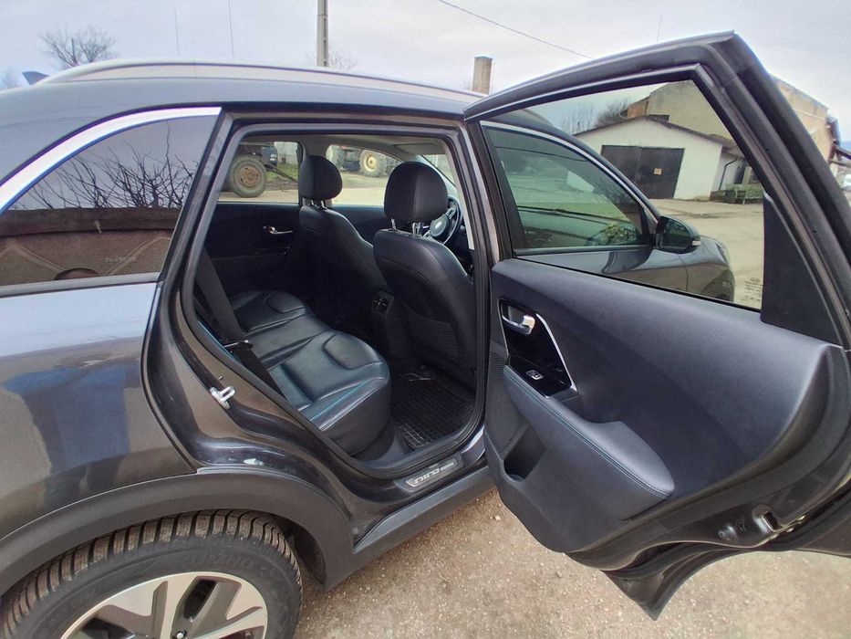 KIA NIRO ELECTRIC baterie 100%, piele, trapa