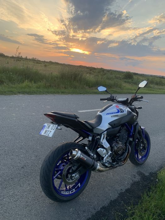 Yamaha MT 07 A2 top