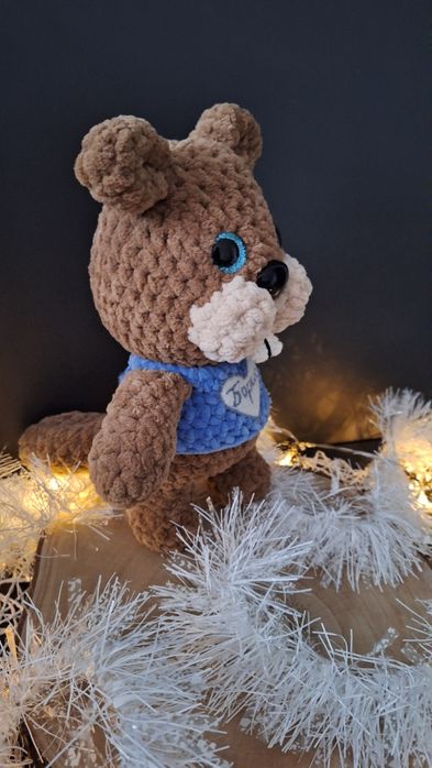 Малки плетени играчки. Зайче, мече, коте, бобър