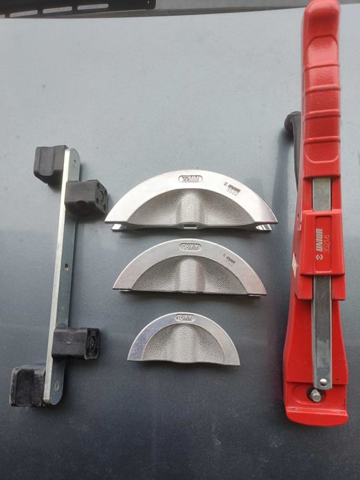 Unelte pentru instalatori