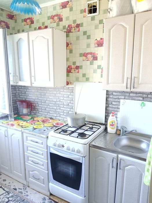 Продам 2 комн квар. 7-64/3, 5 этаж.