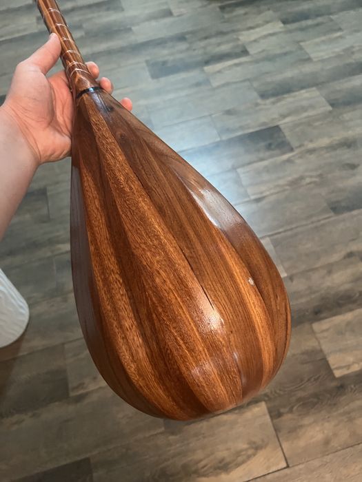 Домбыра инструмент