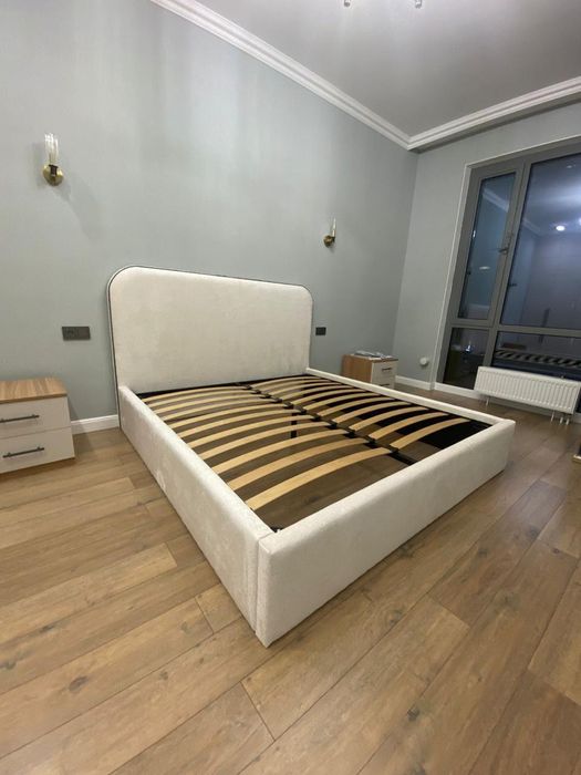 Парящие кровати , диваны , матрасы в наличии