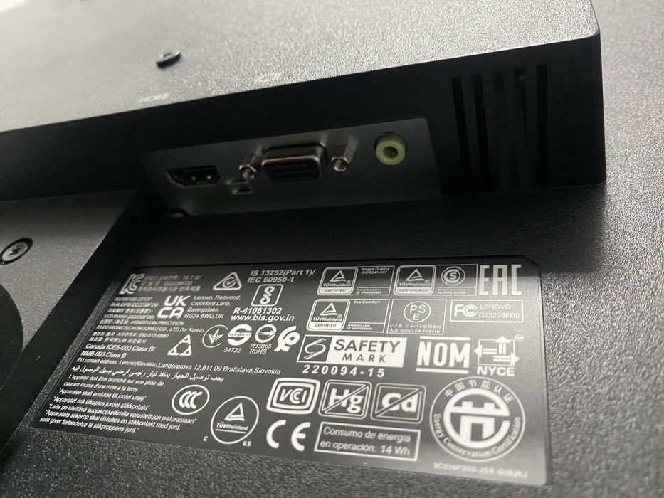 Monitor Lenovo