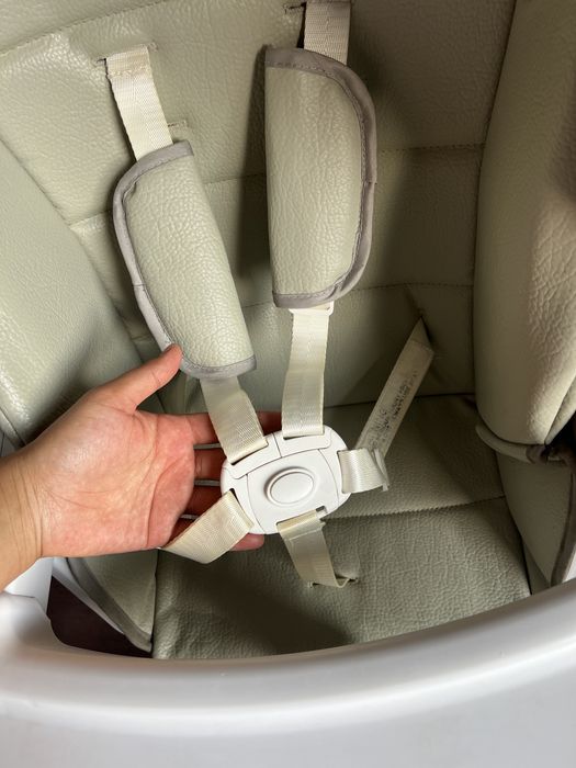 Стульчик для кормление и шезлонг-качалка