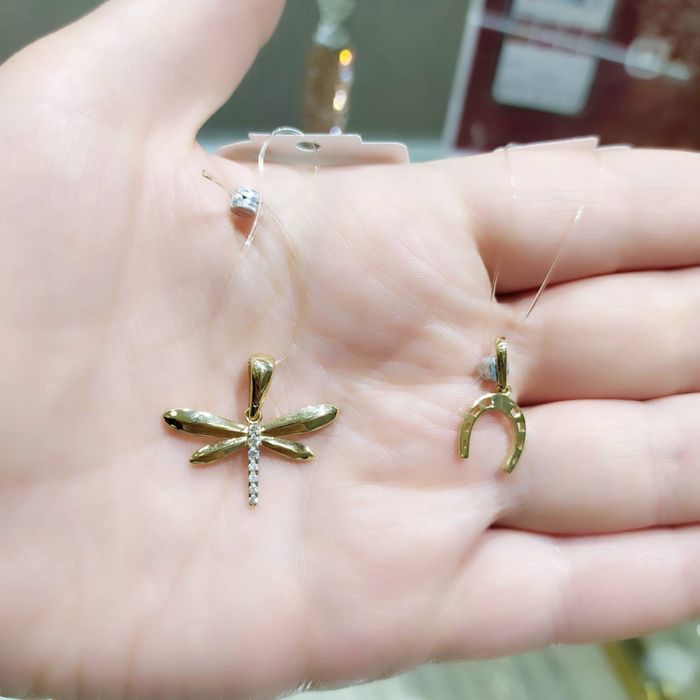 Золотой кулон буква. Золото 585. Доставка, самовызов.Коробочка в бонус