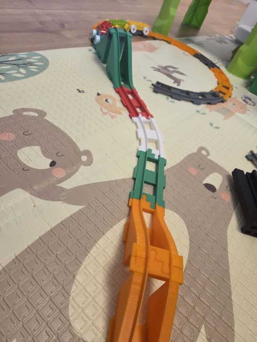 Sine tren Duplo personalizate cu poduri și suport– extinde traseul