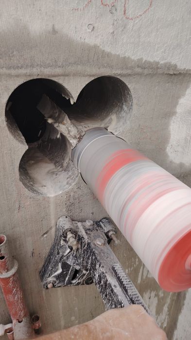 Gauri hote/centrale PITESTI