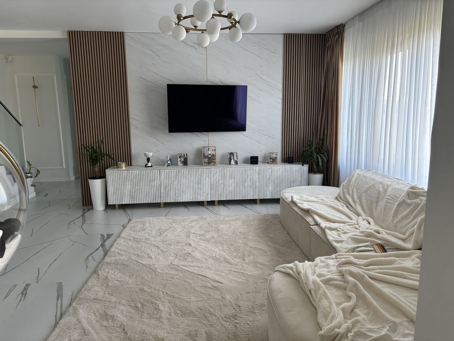 Vand Casa Zona Damila