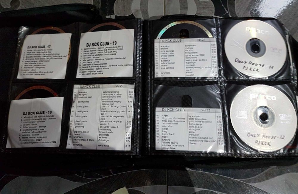 CD-та с Техно и Hause Music с кейс