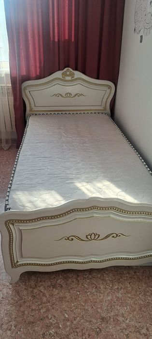 Детские кровати  почти новый