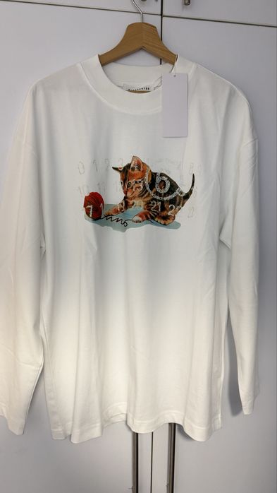 Maison Margiela Kitten Graphic Long Sleeve Alb