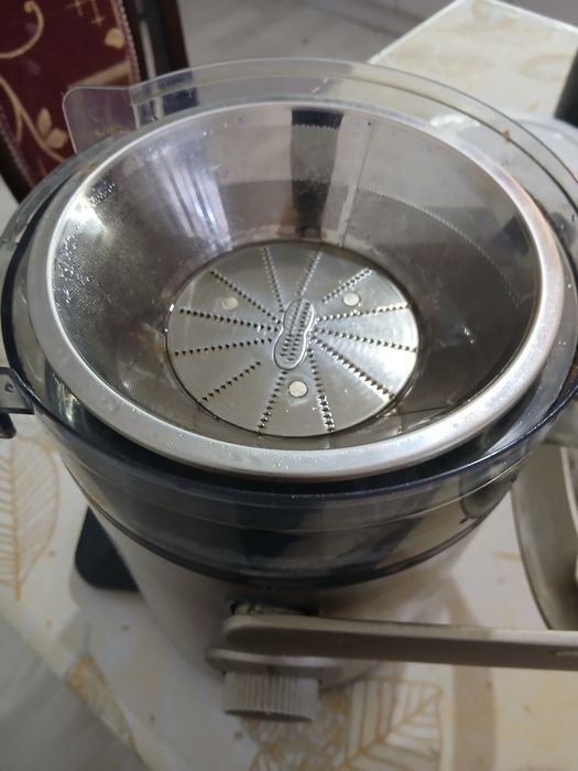 Продаётся сокавыжималка