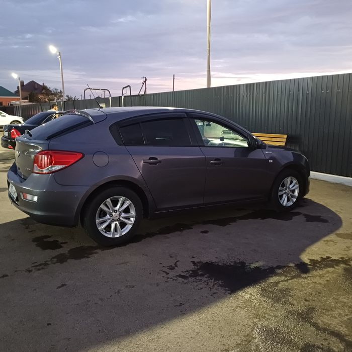 Продам Chevrolet cruze