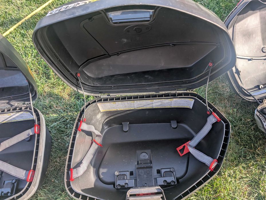 Set cutii moto Givi monokey ( side cases + top case )