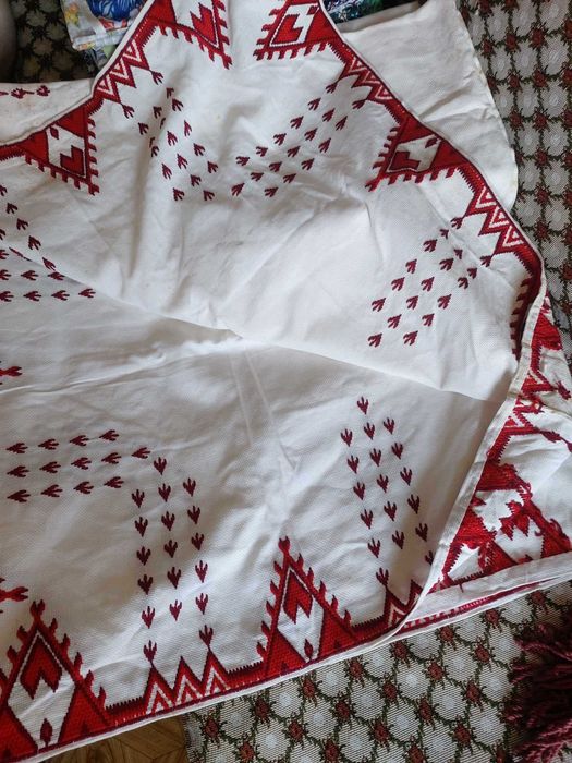 Бродерии от скрина на баба