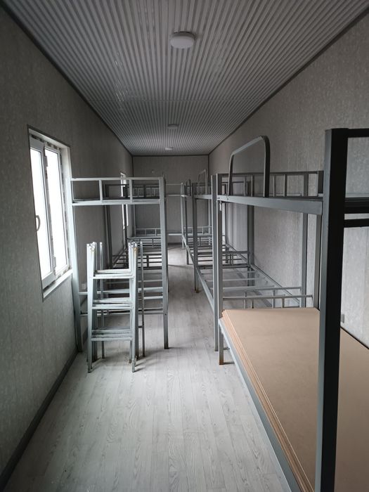 Кантинер контейнер домик с краватами