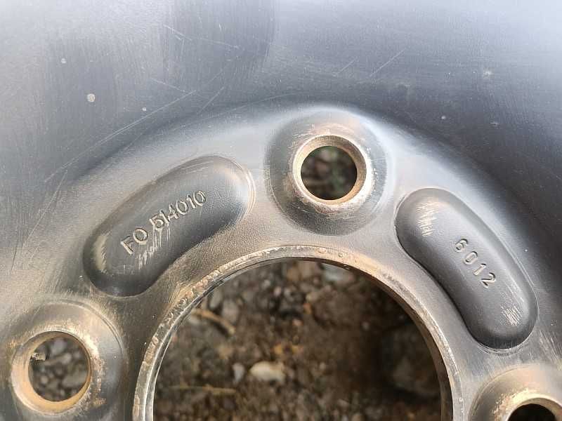 Продам оригинальные металлические диски на Ford