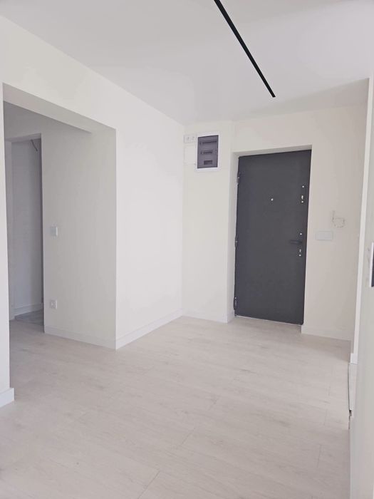 Apartament 3 camere Baia Comunala cu încălzire în pardoseala