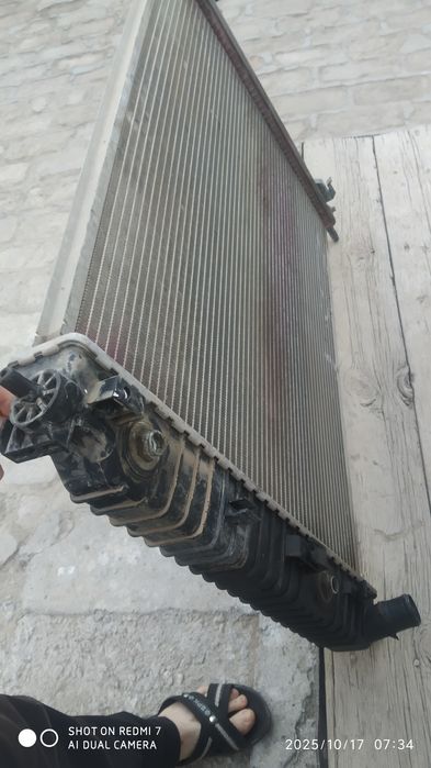 Каптива 2 радиатор сотилади.