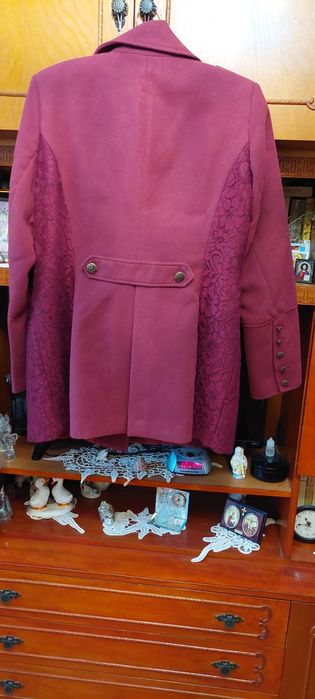 Vând  pardesiu primăvara toamnă