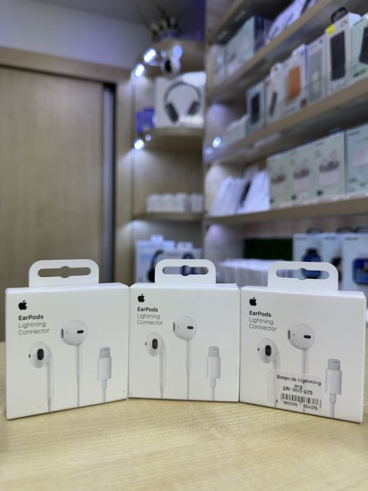 Оригинальные проводные наушники Apple с разъемом Lightning