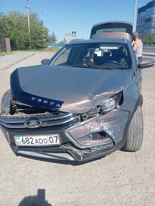 Продам Лада веста кросс
