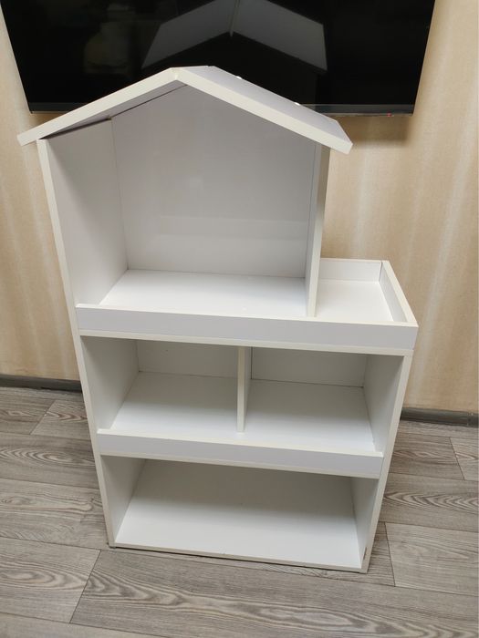 Продам кукольный домик