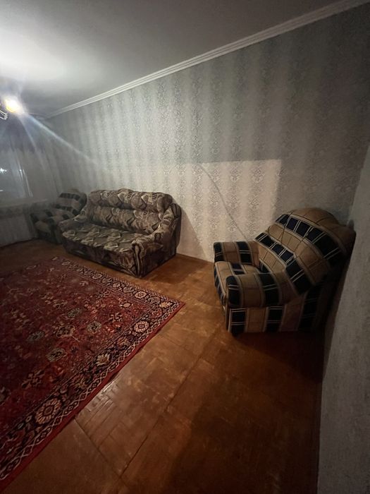 Диваны и кресла в комнаты