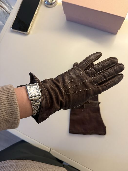 Кожаные перчатки