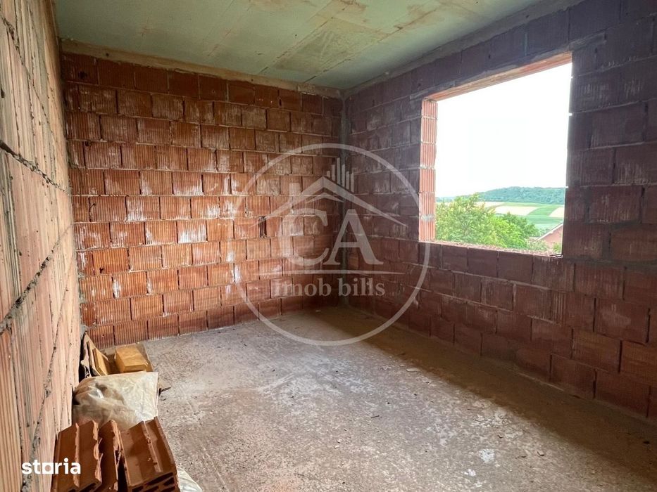 Casă cu 4 camere de vânzare în Hidișelul de Sus, Bihor